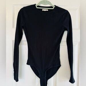 🐛2for$30 Madewell Ribbed Knit Black Slim/Fitted Bodysuit Size S in EUC!